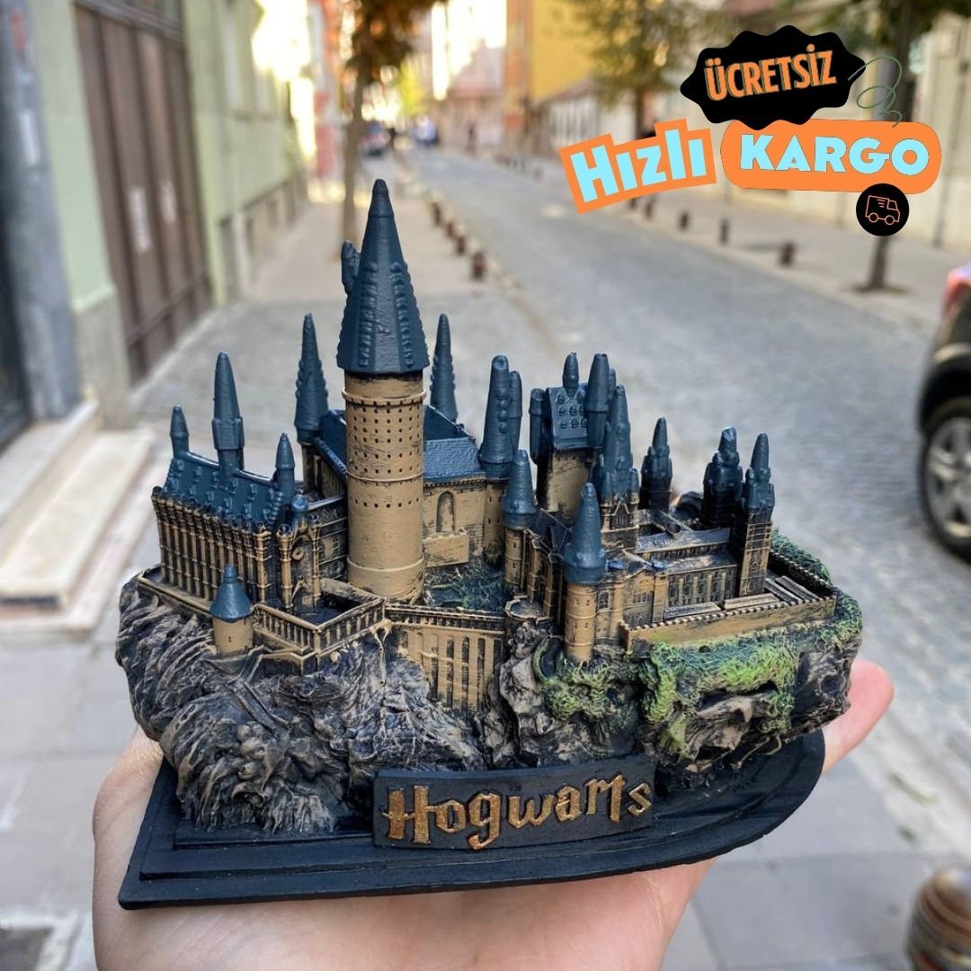 Hogwarts Büyüsü Evinizde! El Yapımı Koleksiyonluk Hogwarts Heykeli