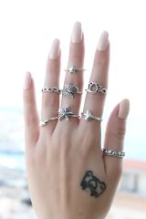 Gümüş Renkli Metal Otantik 8li Yüzük Seti