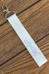 Beyaz Renk Anahtarlık