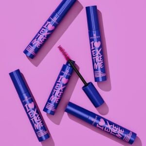 Essence Siyah Maskara - I Love Extreme Mascara 4250947543214
