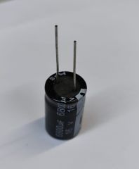 6800UF 16V ELEKTROLİTİK ALÜMİNYUM KONDANSATÖR