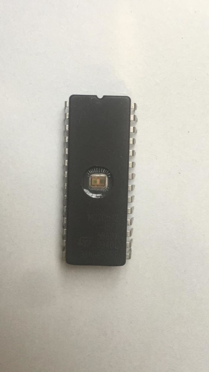 M27C512-15F1      FDIP-28W     MEMORY DATA STORAGE EEPROM