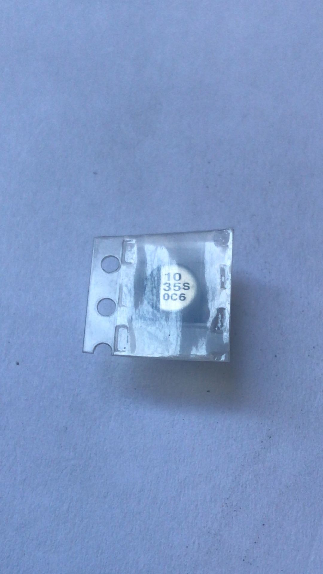 10UF 35V   SMD ELEKTROLİTİK KONDANSATÖR