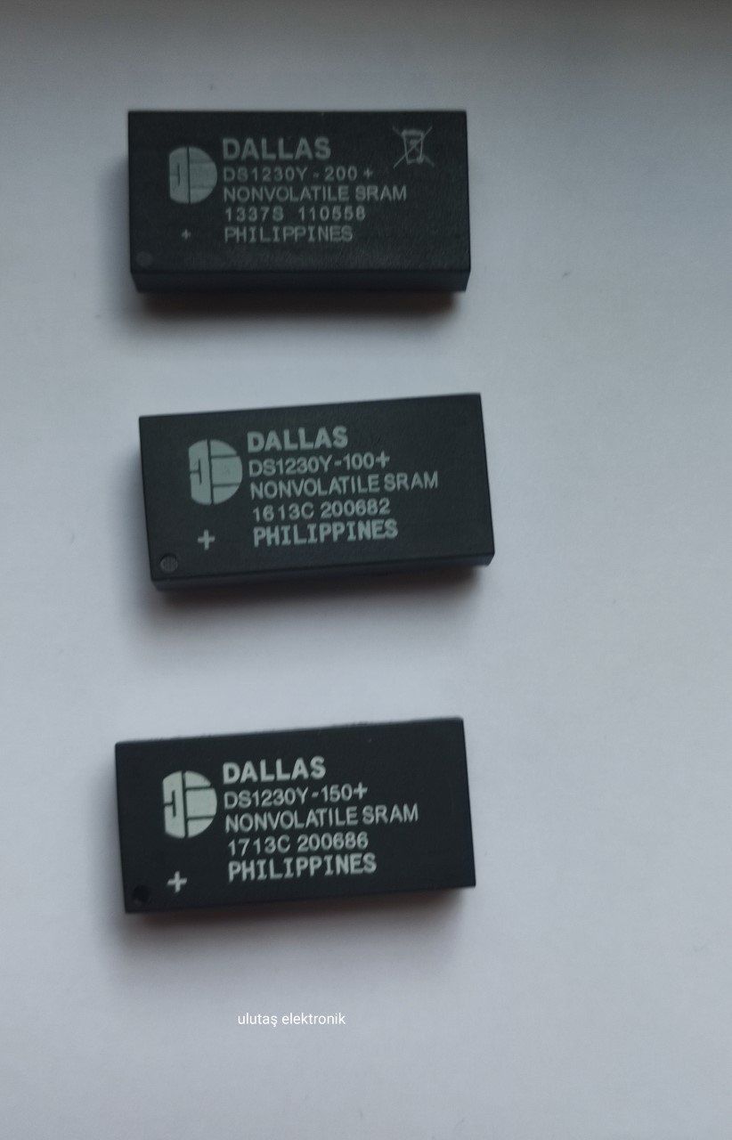 DS1230Y-100+      EDIP-28    MEMORY DATA STORAGE NVSRAM