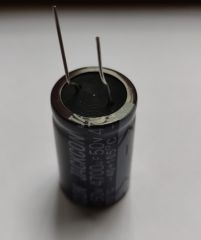 4700UF 50V 105C 22X36 ELEKTROLİTİK ALÜMİNYUM KONDANSATÖR