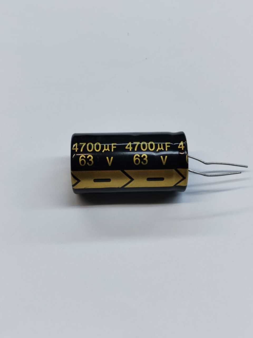 4700UF 63V 105C  22X40  ELEKTROLİTİK ALÜMİNYUM KONDANSATÖR