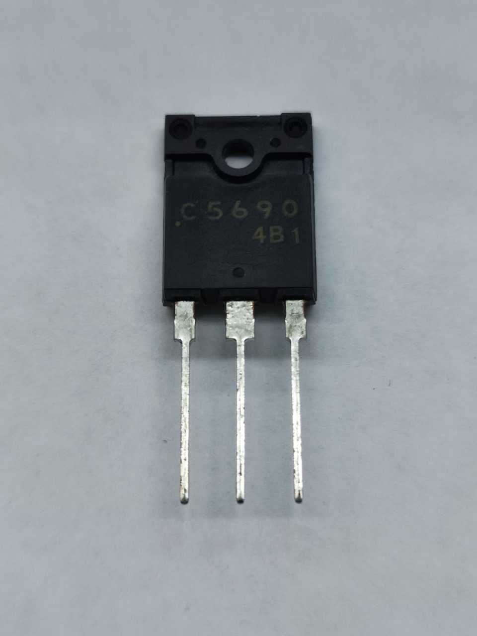 2SC5690       TO-3PF       1500V 15A 85W       NPN TRANSISTOR