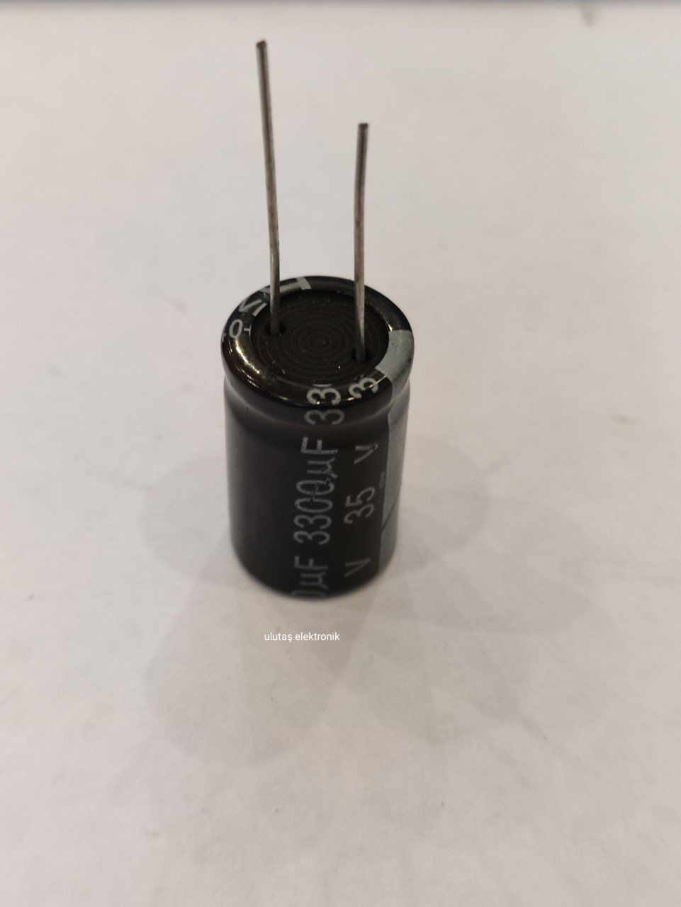 3300UF 35V 105C 16X25 ELEKTROLİTİK ALÜMİNYUM KONDANSATÖR