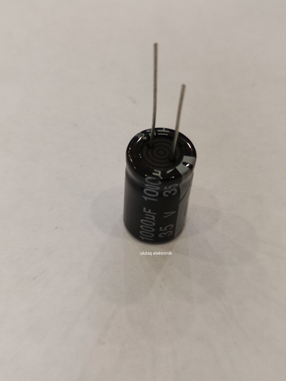 1000UF 35V 105C 13X21 ELEKTROLİTİK ALÜMİNYUM KONDANSATÖR - ONLİNE ÖZEL FİYAT