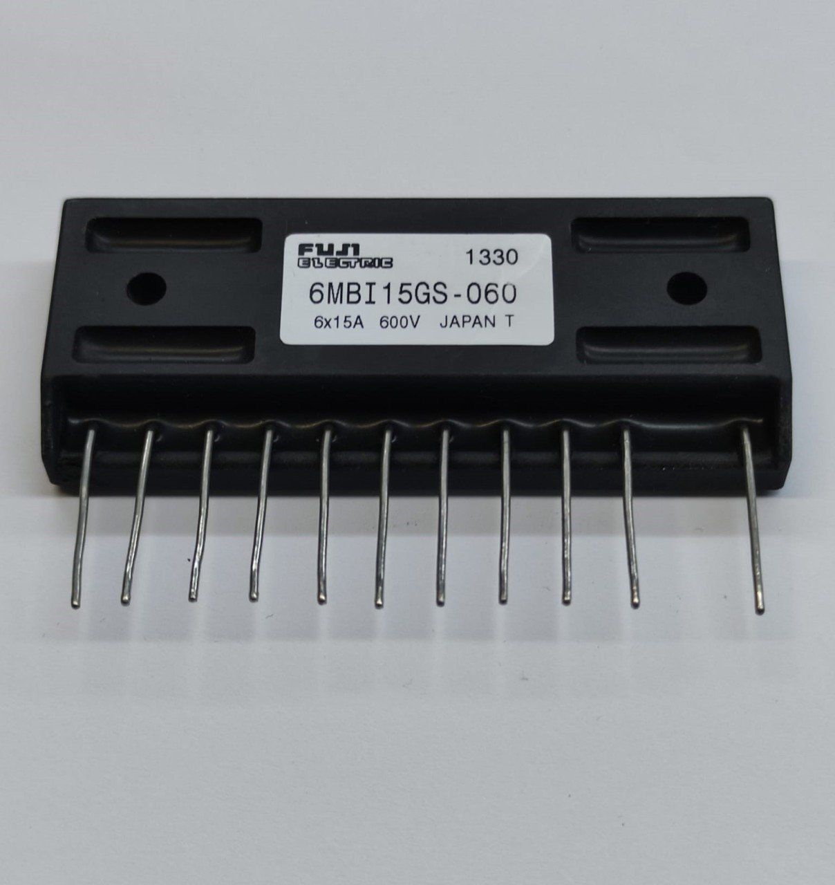 6MBI15GS-060     6X15A 600V     IGBT MODULE