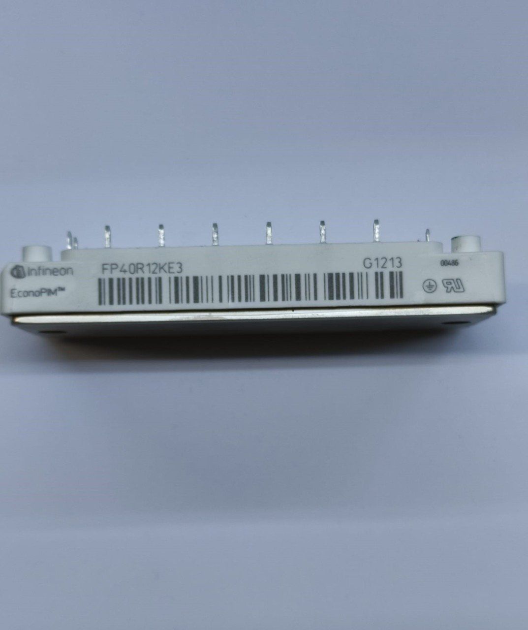 FP40R12KE3G       40A 1200V      PIM IGBT MODULE