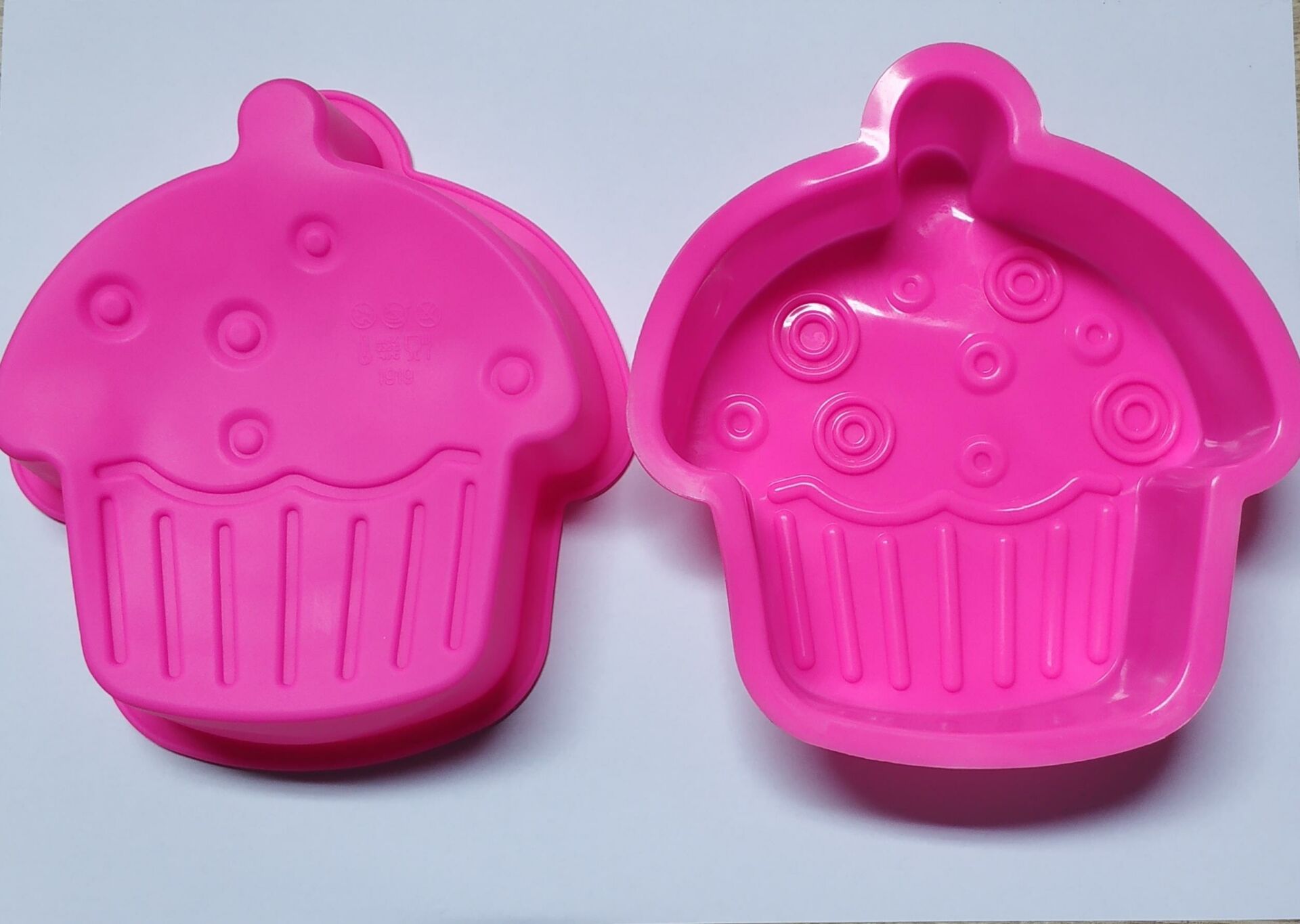 SİLİKON KALIP PORSİYONLUK CUPCAKE FİGÜRLÜ 4 LÜ