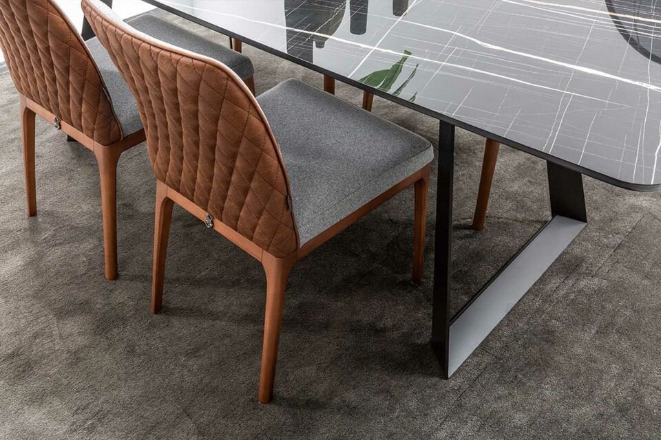 Saloni Toronto Yemek Odası