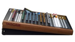 Tascam Model 12 Analog-Dijital Mikser