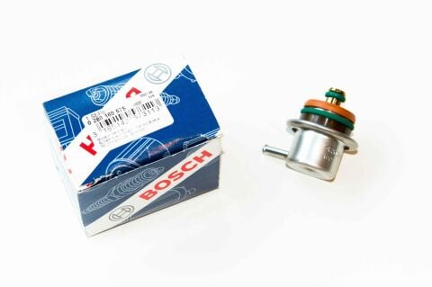 Volkswagen Passat 2.0 2000-2006 Bosch Yakıt Basınç Regülatörü 0280160575