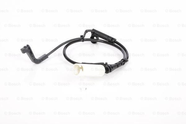 BMW 5 E60 520d 2.0 2005-2010 Bosch Ön Balata Fişi 670mm
