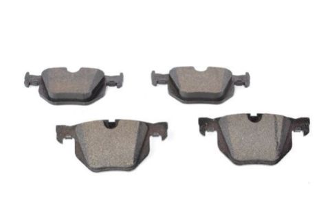 BMW X5 E70 xd 40d 3.0 2010-2013 Bosch Arka Balata NETPAR23732