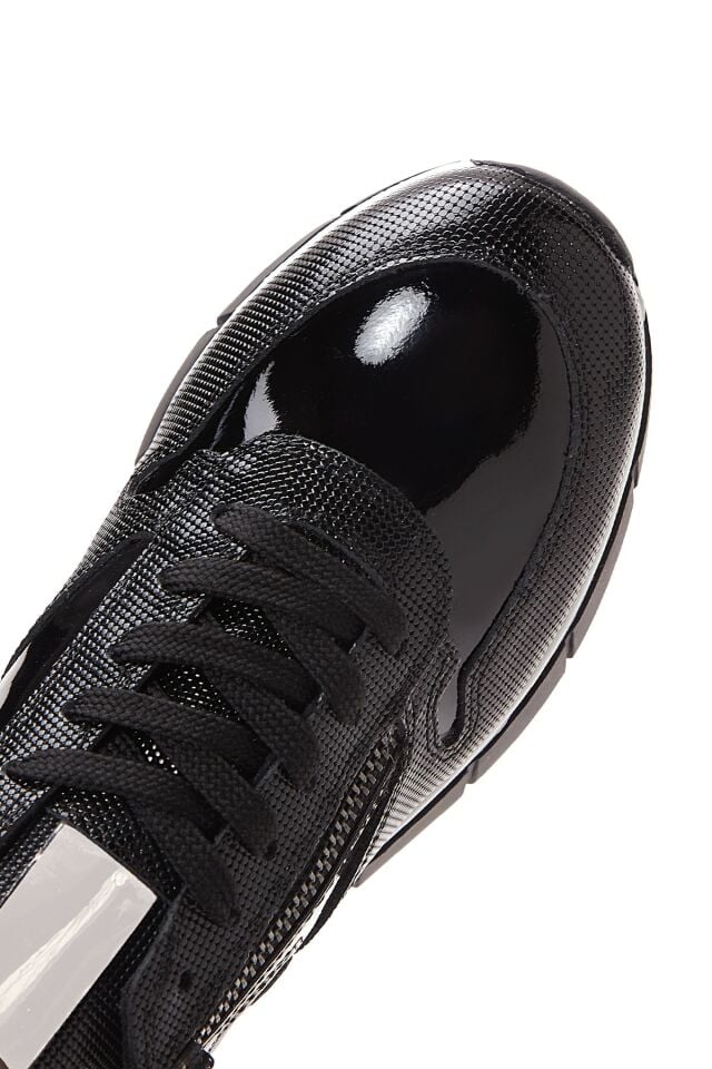 Women's Genuine Leather Sneaker