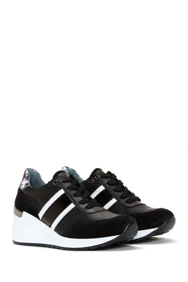 Women's Leather High-Sole Sneaker
