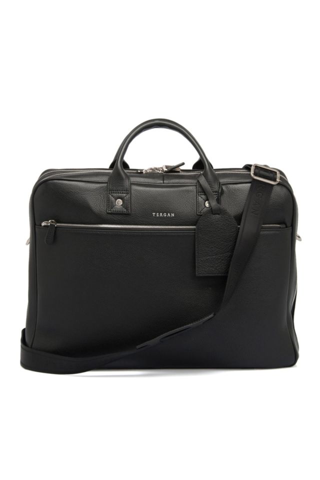 Black Leather Travel Bag 21207a6f