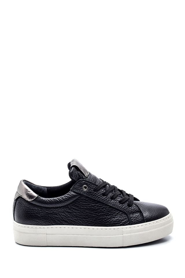 Women's Leather Casual Sneaker