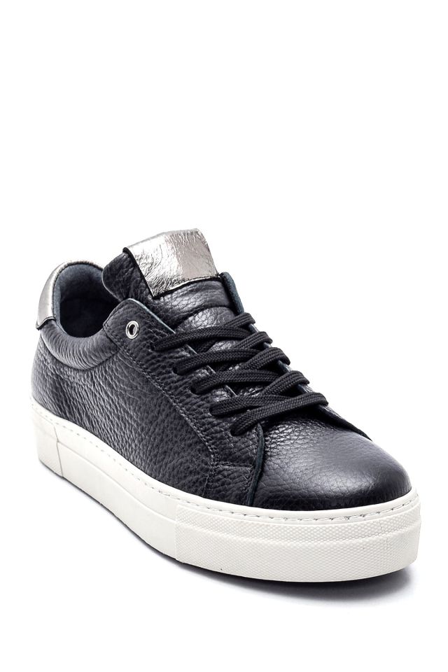 Women's Leather Casual Sneaker