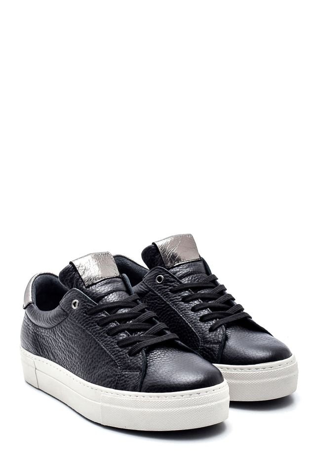 Women's Leather Casual Sneaker