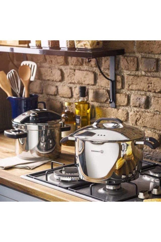 Esta 9 Pieces Steel Cookware Set