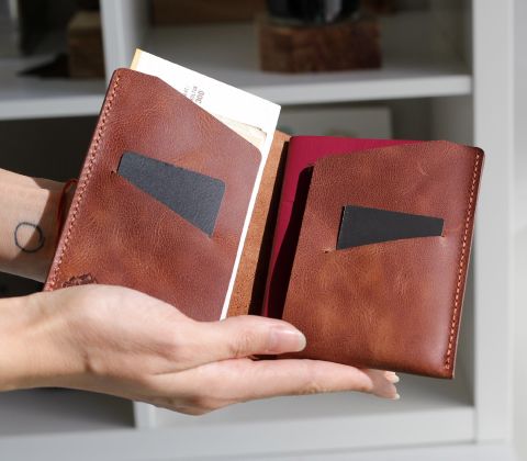 Leather Passport Cover - Teos