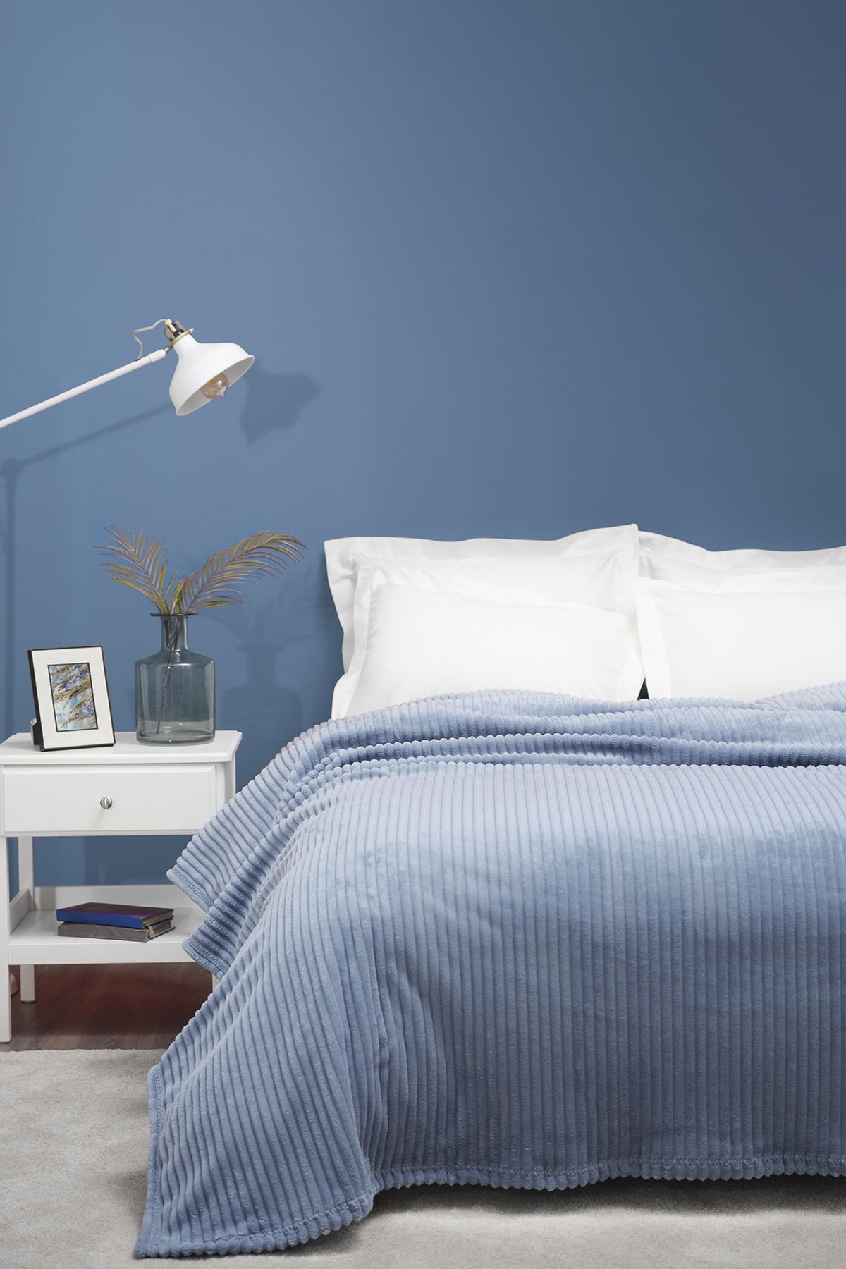 Joena Indigo Single Blanket