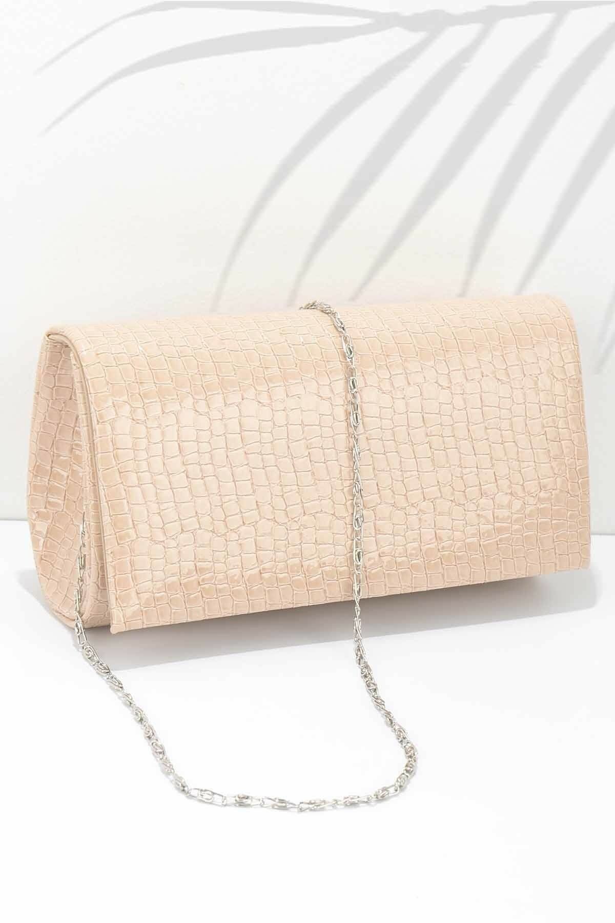 Beige Crocodile Woman Portfolio C065994476