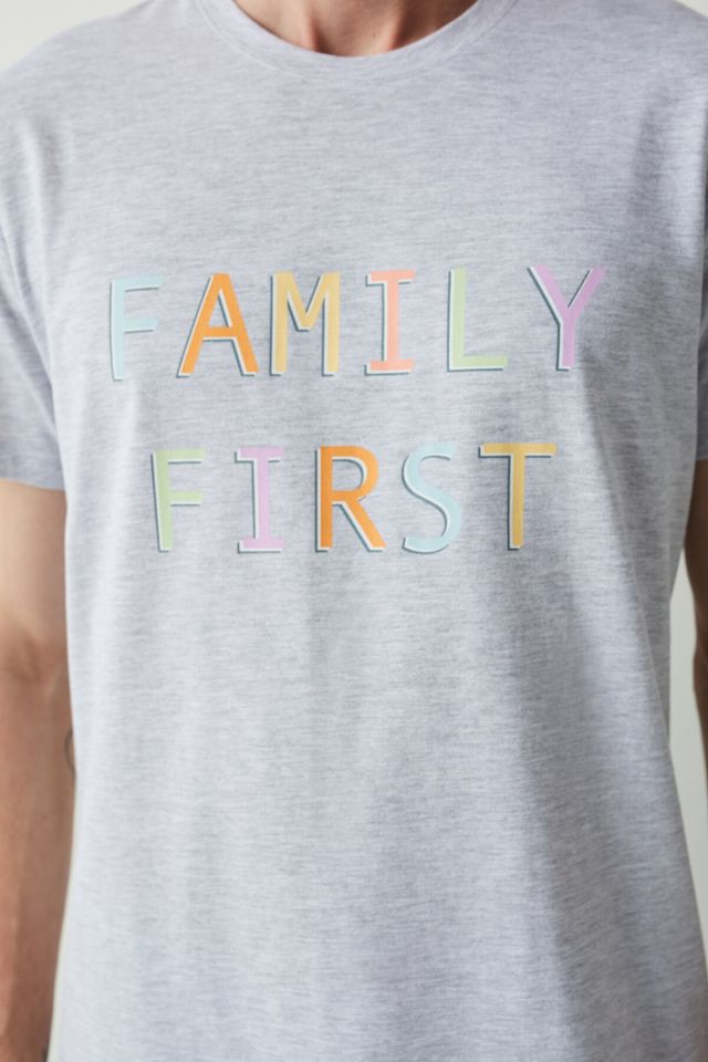 Çok Renkli Family First Pijama Takımı