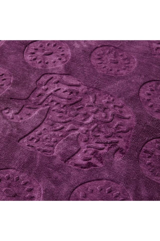 Elephant Plum Double Soft Embosy Blanket
