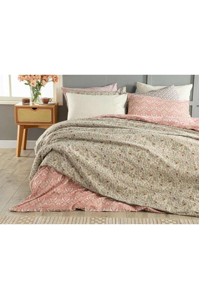 Pure Poppy Easy to Iron Double Duvet Cover Set 200x220 Cm Beige