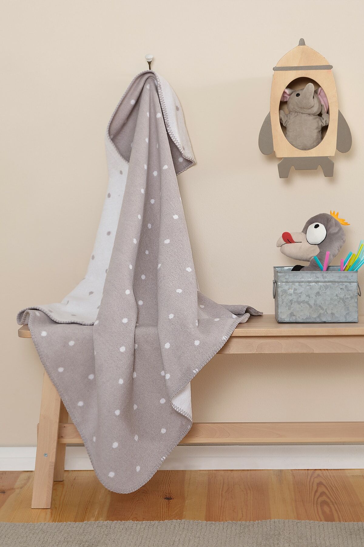 Point Gray Baby Cotton Blanket