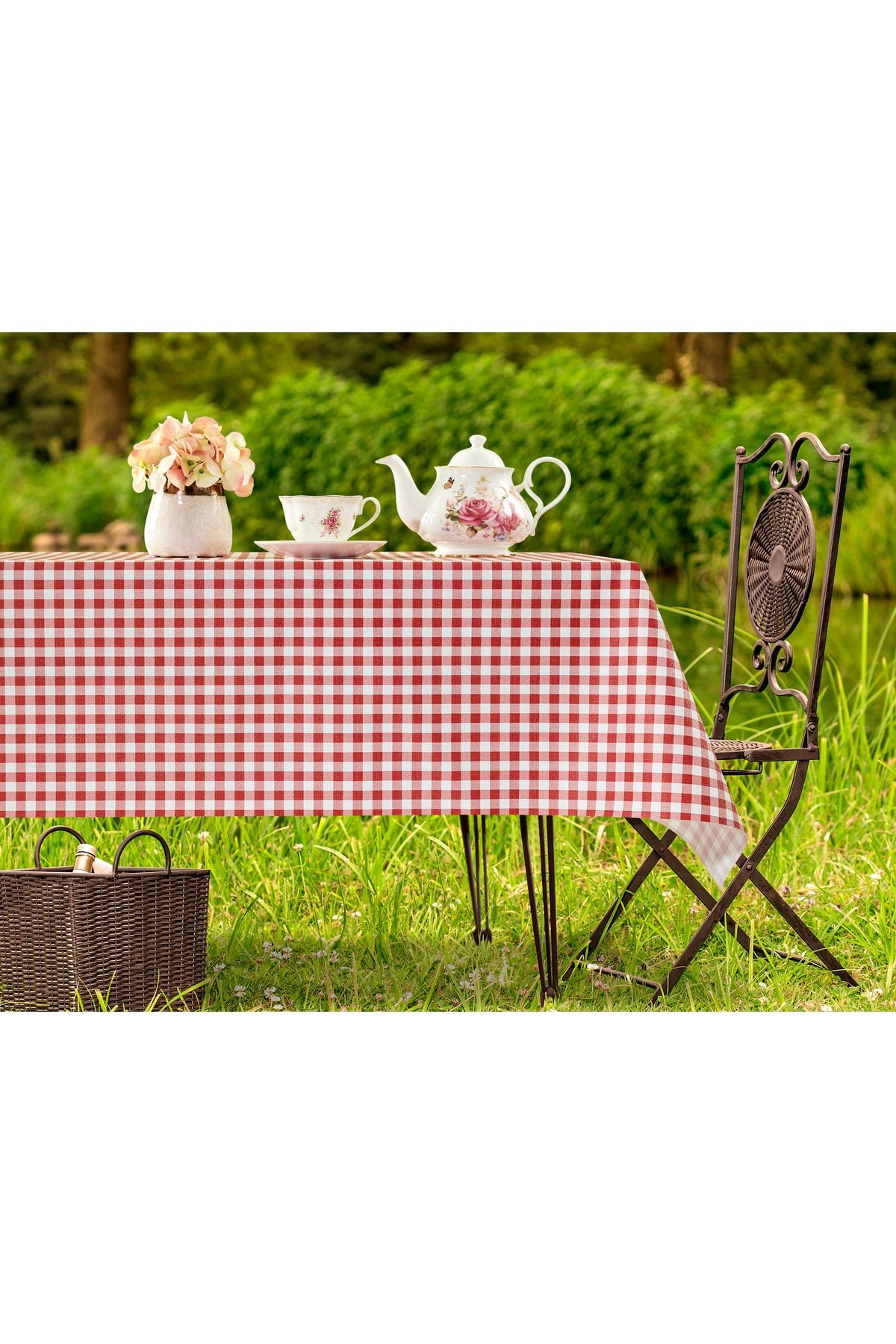 Elie Pvc Table Cloth - Red - 140x140 Cm