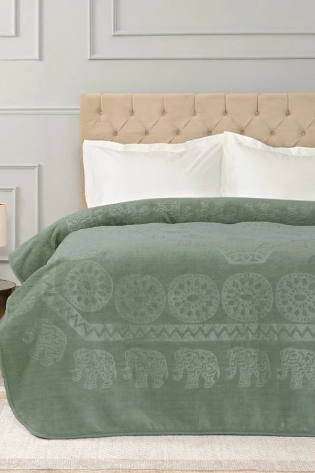 Elephant Khaki Double Soft Embosy Blanket