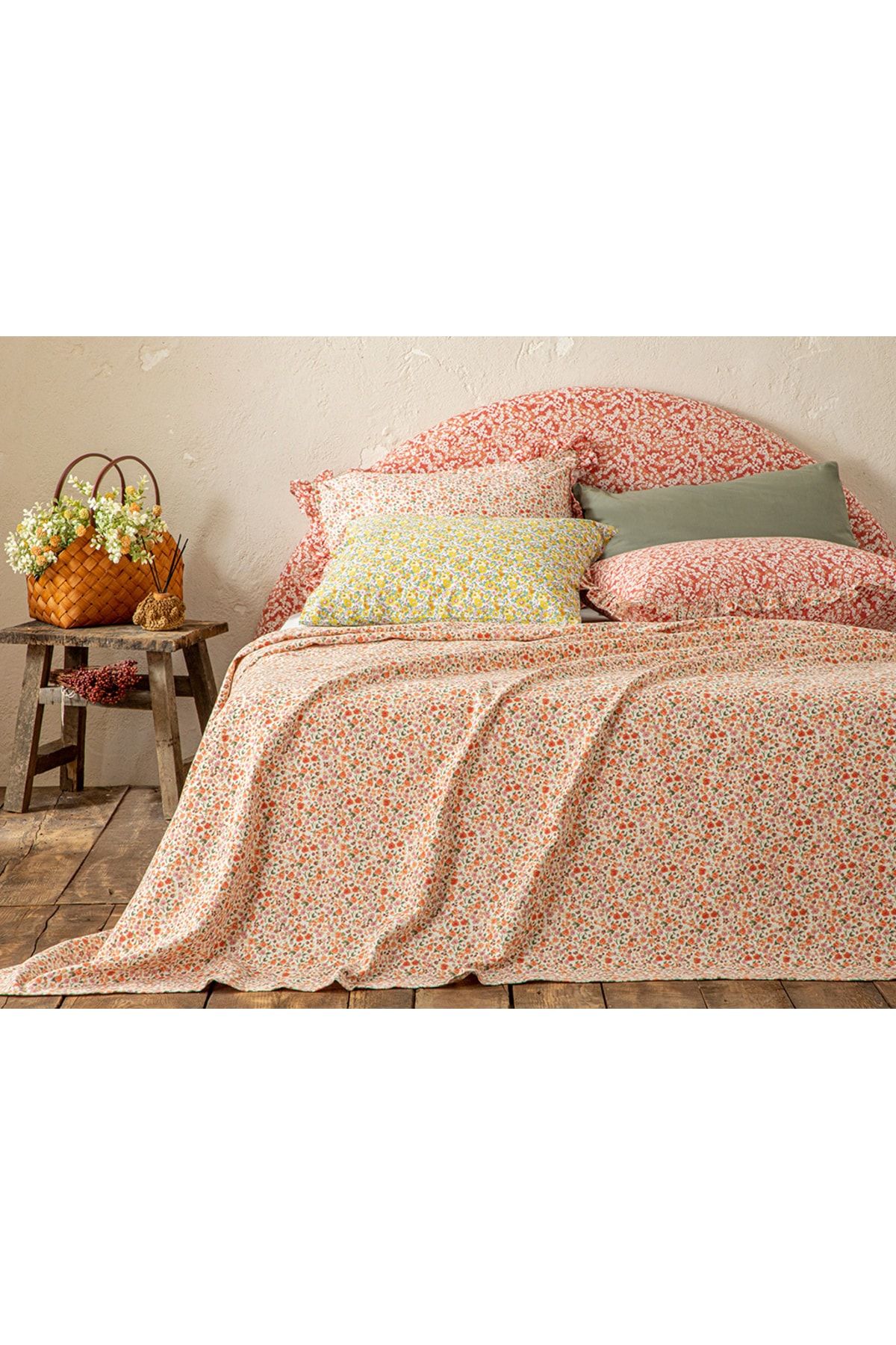 Floweret Baskılı Çift Kişilik Pike 200x220 cm Amber Pembe