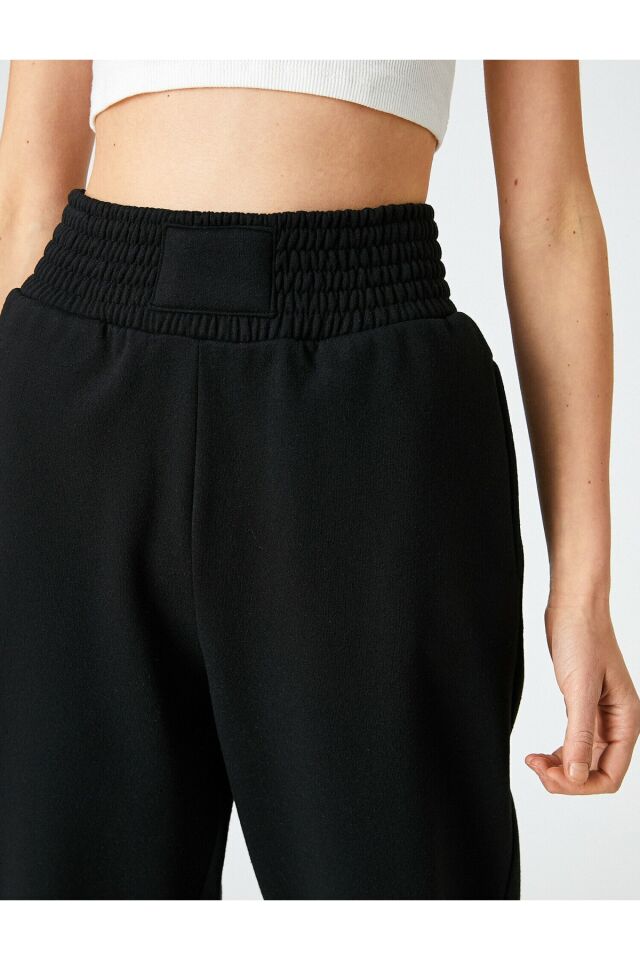 Jogger Sweatpants With Elastic Waist Pocket