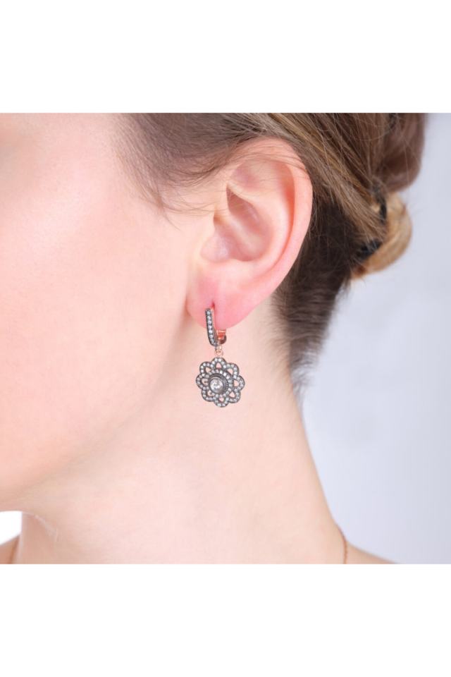 Diamond Mounted Flower Silver Women's Set