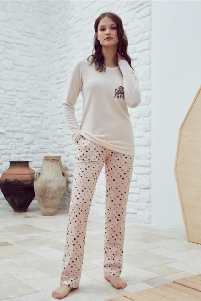 Kadın Yuvarlak Yaka Uzun Kollu Pijama Takımı
