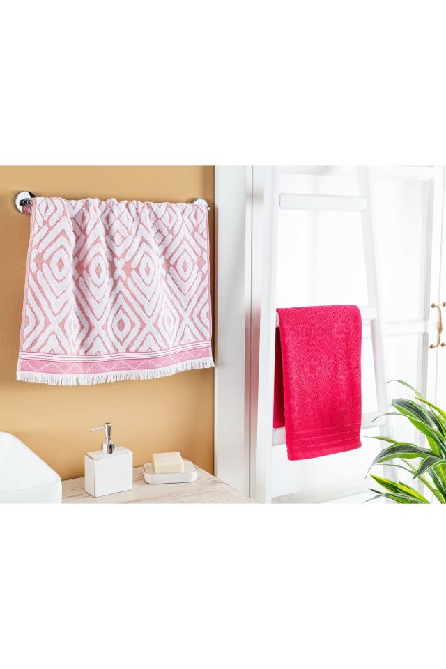 Tulipe Set of 2 Face Towels