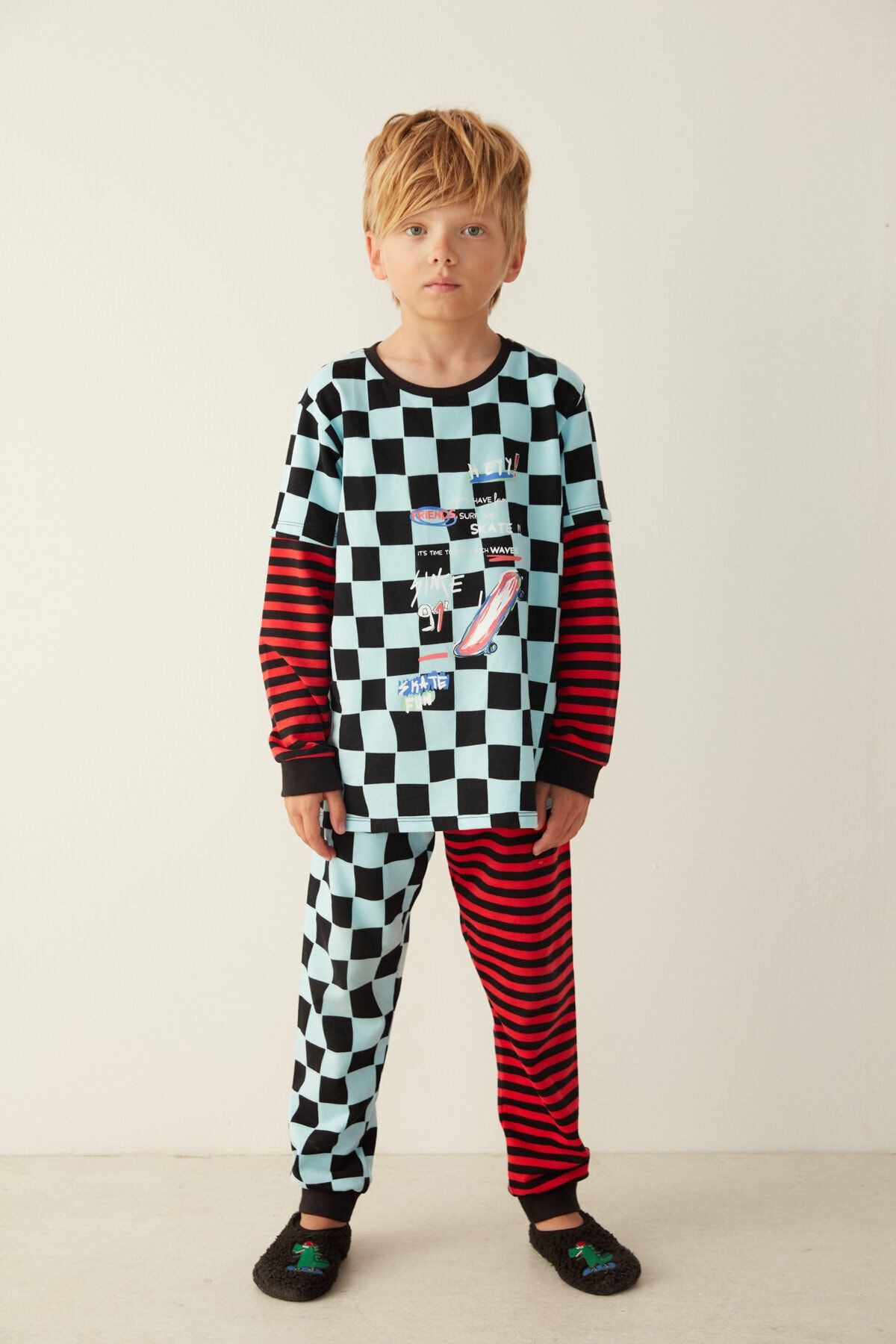 Siyah Erkek Çocuk B. Check Pijama Takımı