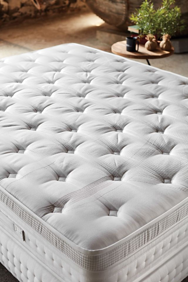 Tesla Sleep Pocket Spring Series Mattress