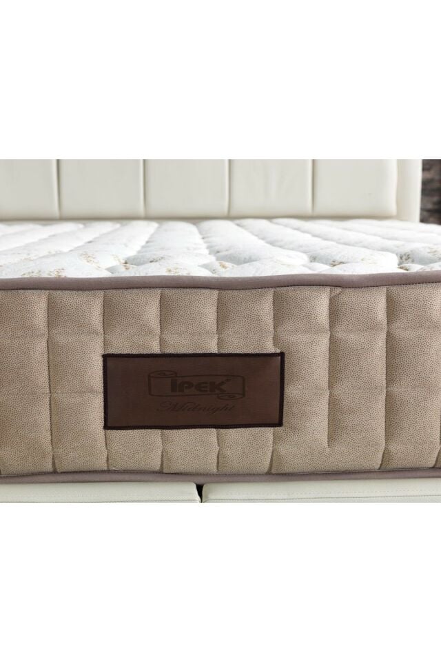 Cashmere Bed Series