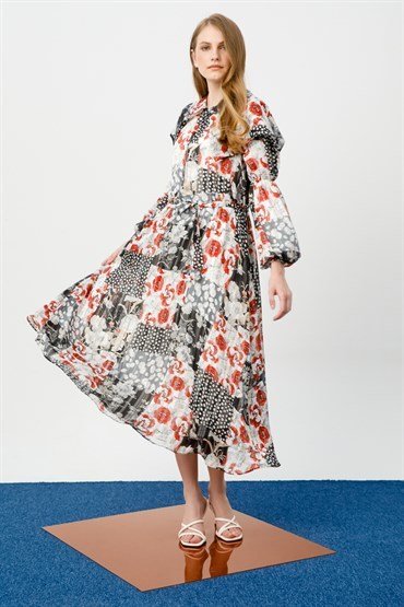 Wide Collar Floral Dress BLACK WHITE