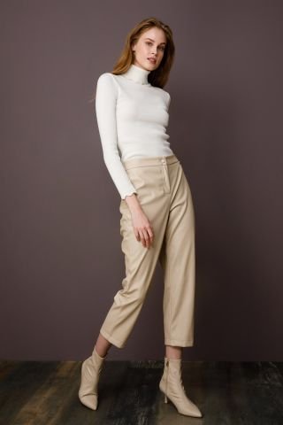 Ghisa Elastic Leather Trousers BEIGE