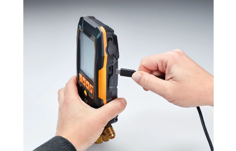 testo 558s - 4 Yollu Valf Bloğu ve Sezgisel Dokunmatik Ekranlı Dijital Manifold
