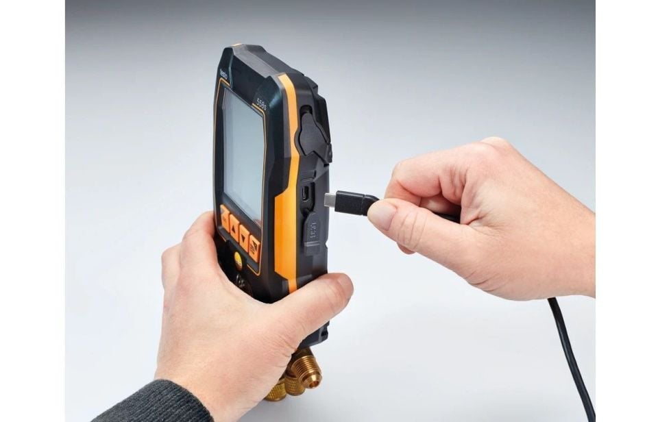 testo 558s Akıllı Vakum Seti - Pens Ampermetre, Kablosuz Sıcaklık ve Vakum Problarına Sahip Akıllı Dijital Manifold