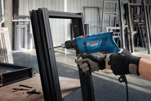 Bosch Professional GSB 600 Darbeli Matkap + 100 parça AC set, Darbeli Matkap